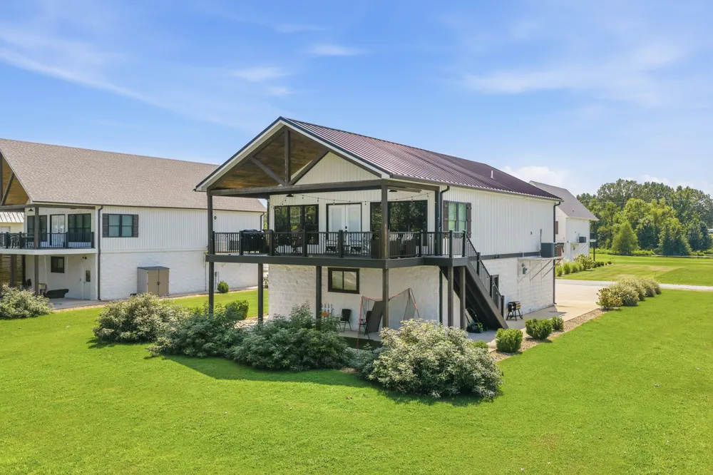 256 Fairway Villa Ln Decaturville, TN 38329