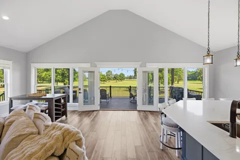 256 Fairway Villa Ln