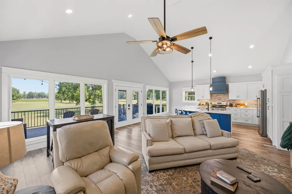 256 Fairway Villa Ln Decaturville, TN 38329