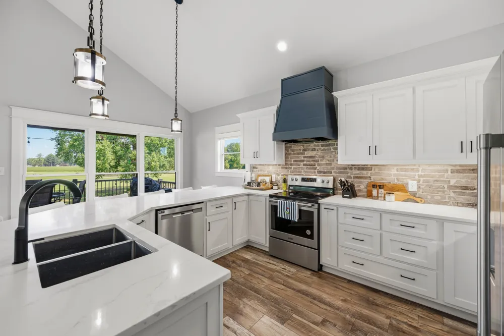 256 Fairway Villa Ln Decaturville, TN 38329