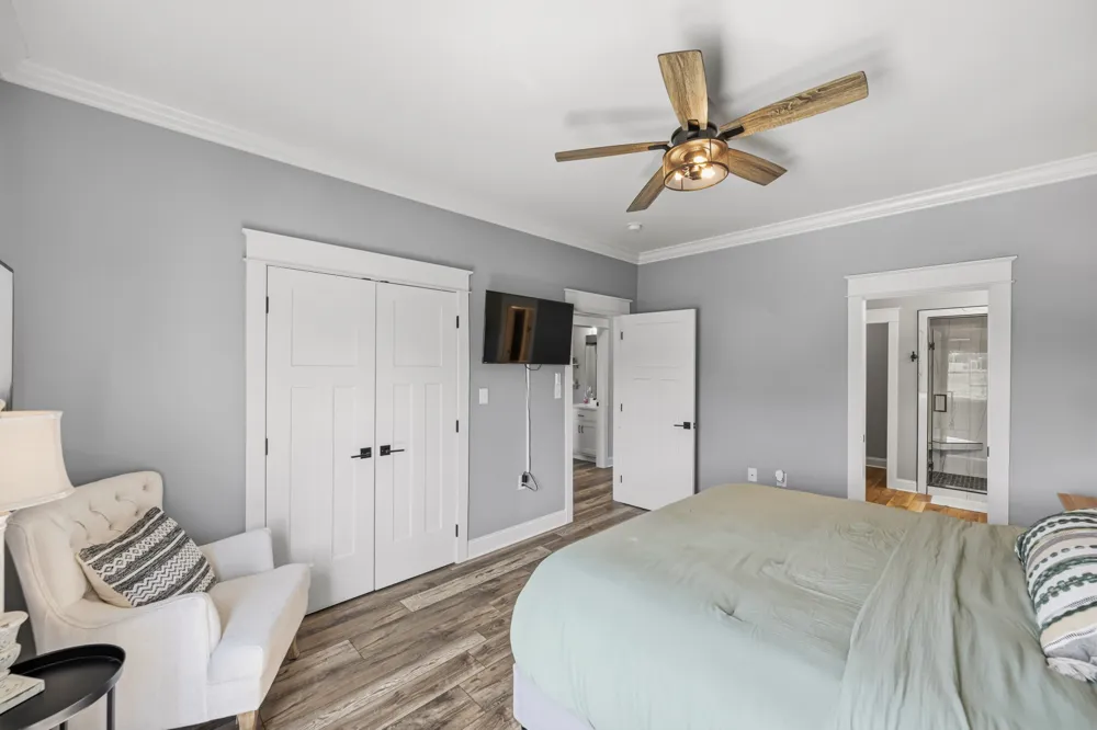 256 Fairway Villa Ln Decaturville, TN 38329