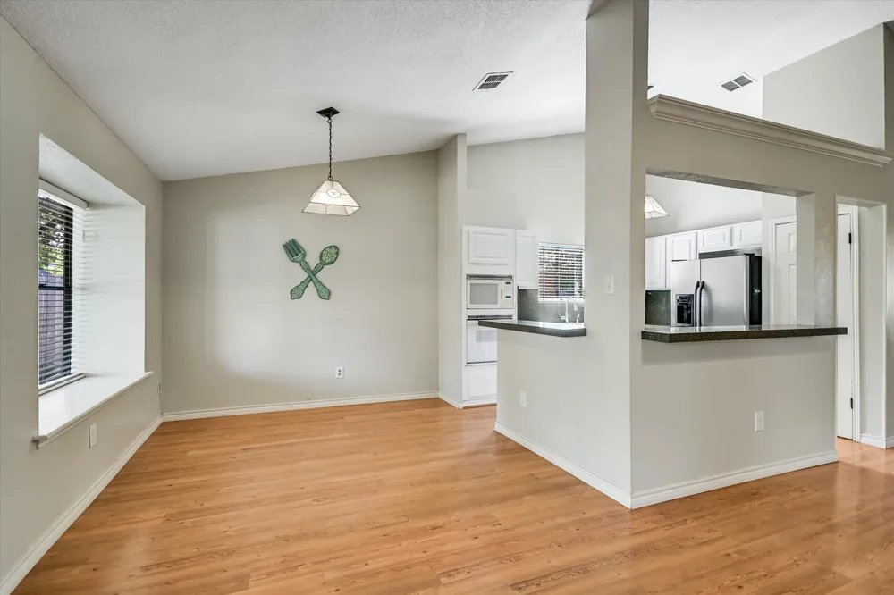 1602 E Messick Loop Round Rock, TX 78681