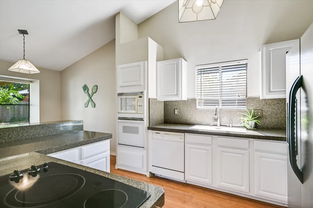 1602 E Messick Loop Round Rock, TX 78681