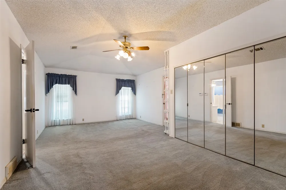 9015 Hunters Glen Trail Fort Worth, TX 76120