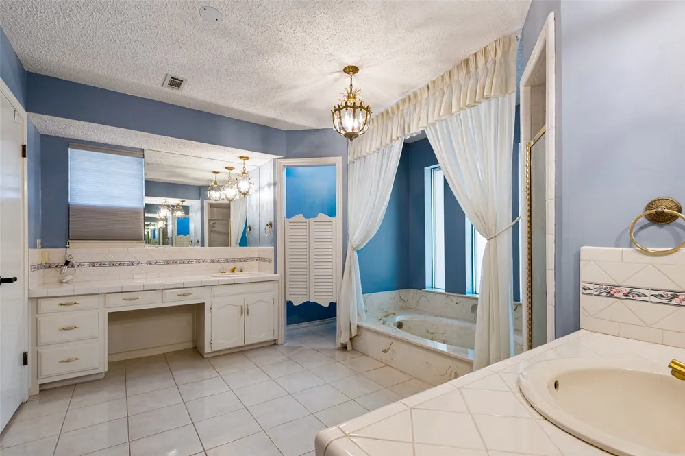 9015 Hunters Glen Trail Fort Worth, TX 76120