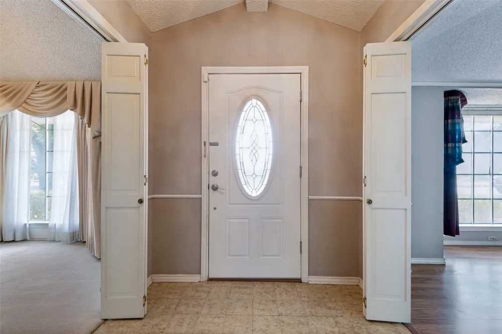 9015 Hunters Glen Trail Fort Worth, TX 76120