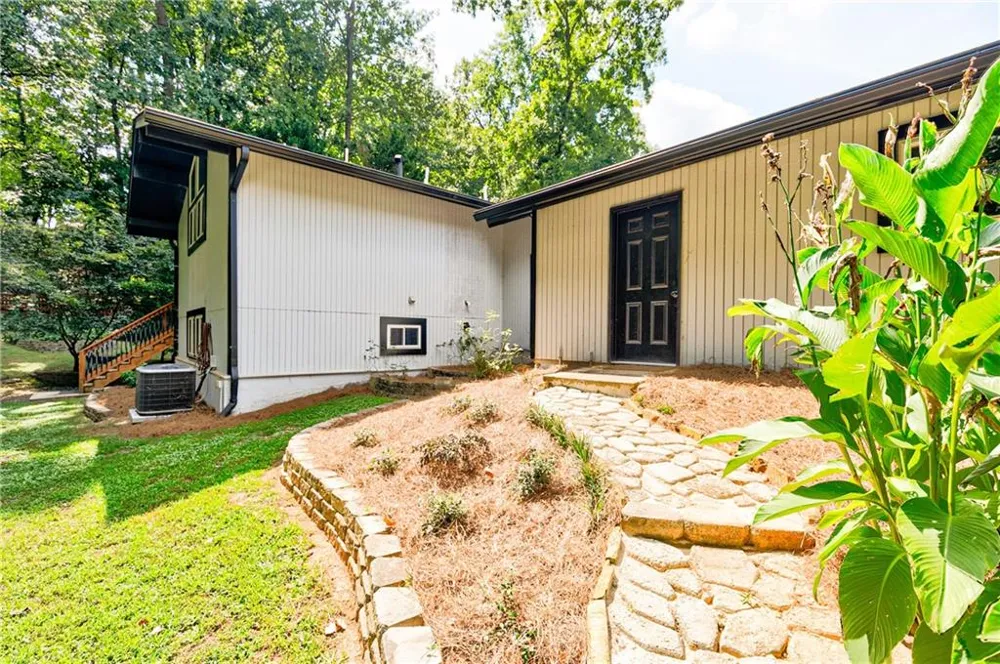 371 Clear Spring Court Marietta, GA 30068