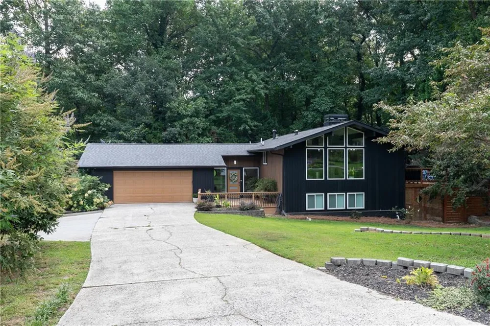 371 Clear Spring Court Marietta, GA 30068