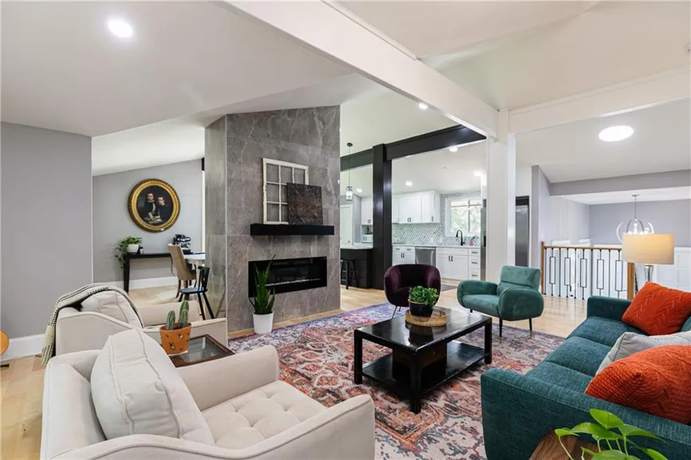 371 Clear Spring Court Marietta, GA 30068