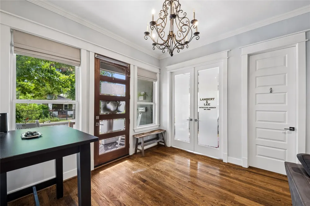 1105 Tabor Street Houston, TX 77009