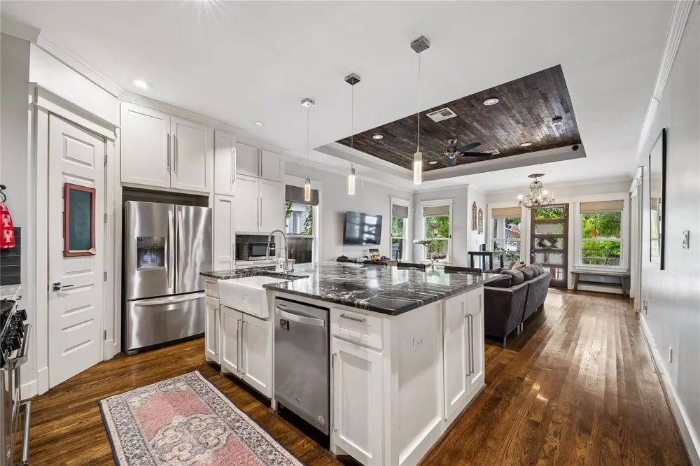 1105 Tabor Street Houston, TX 77009