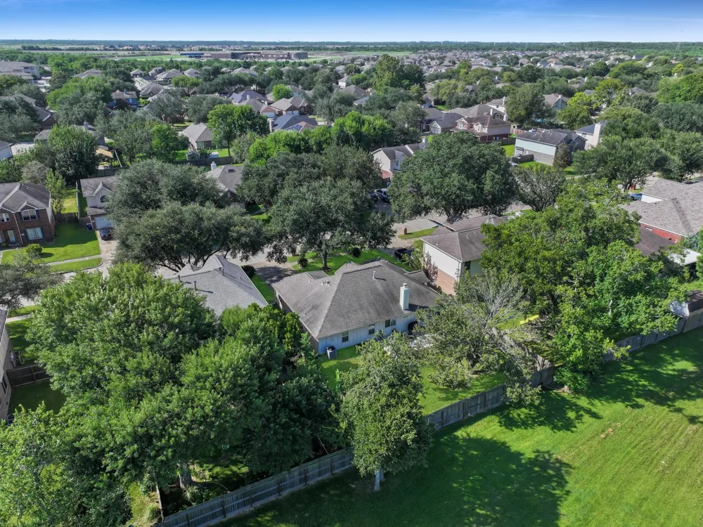 11401 30th Avenue Texas City, TX 77591