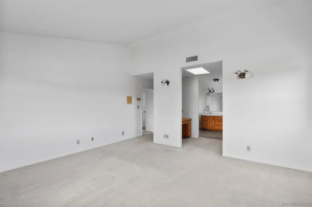 4286 Via De Los Cepillos Bonsall, CA 92003