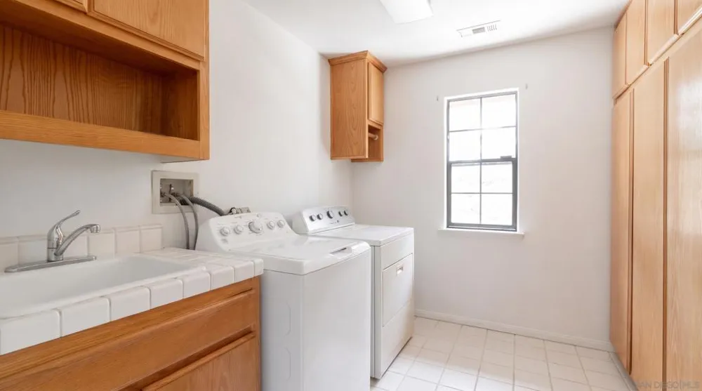 4286 Via De Los Cepillos Bonsall, CA 92003