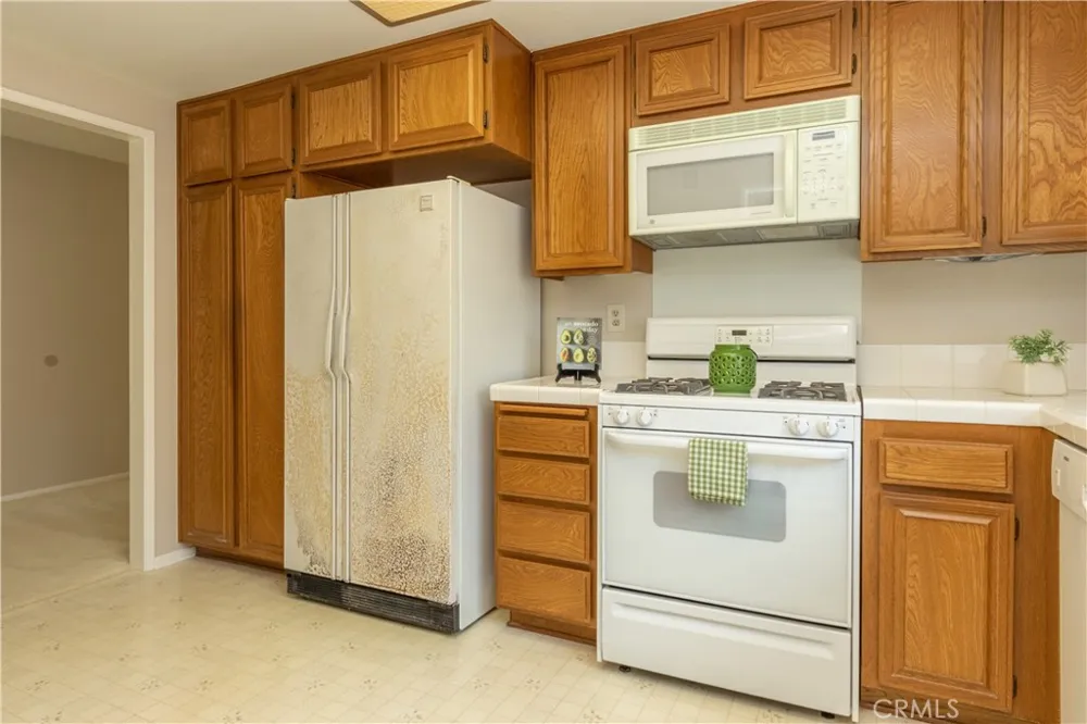 27735 Via Granados Mission Viejo, CA 92692