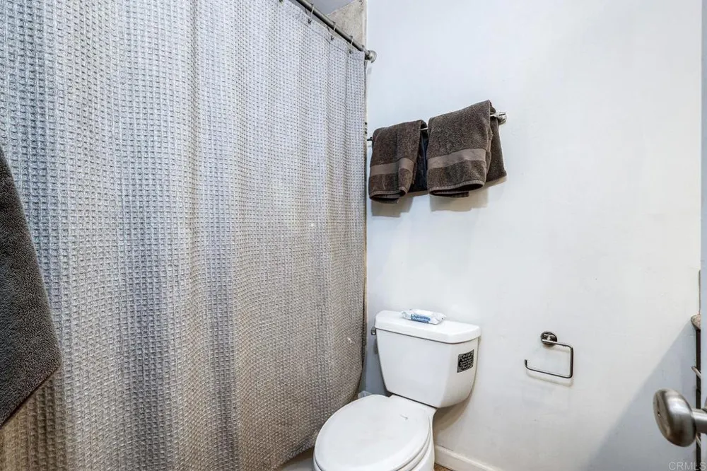 5520 Baja Drive San Diego, CA 92115