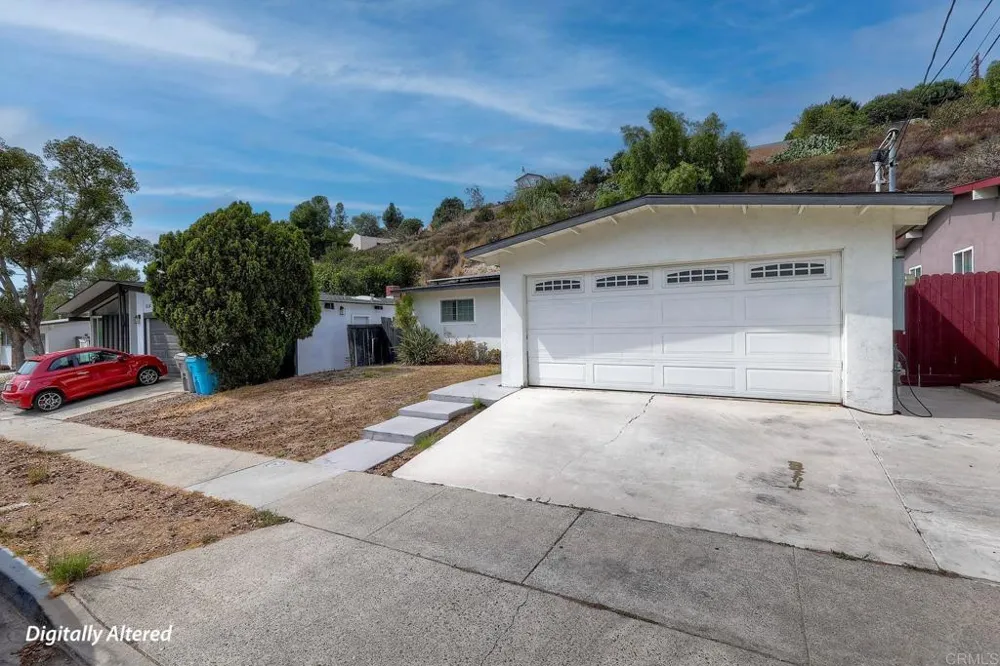 5520 Baja Drive San Diego, CA 92115