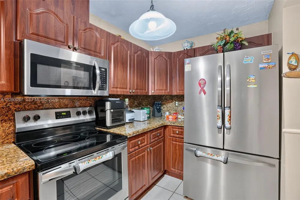 15421 SW 144th Ct Miami, FL 33177