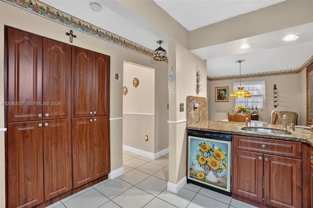 15421 SW 144th Ct Miami, FL 33177