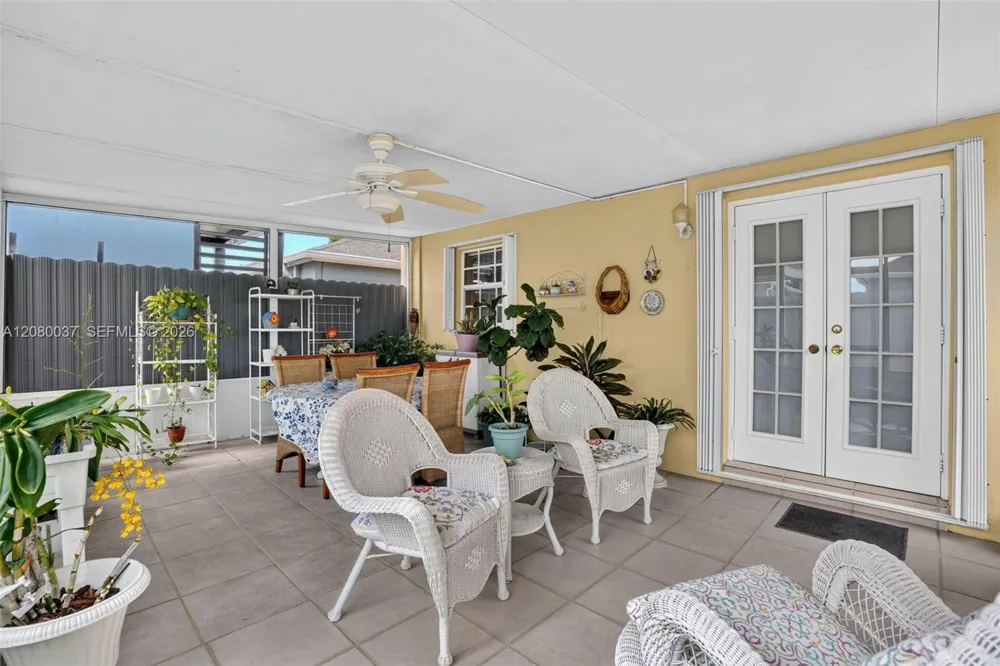 15421 SW 144th Ct Miami, FL 33177