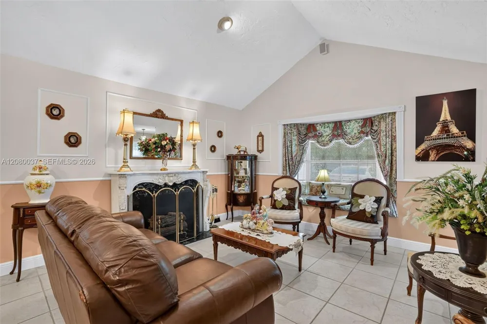 15421 SW 144th Ct Miami, FL 33177
