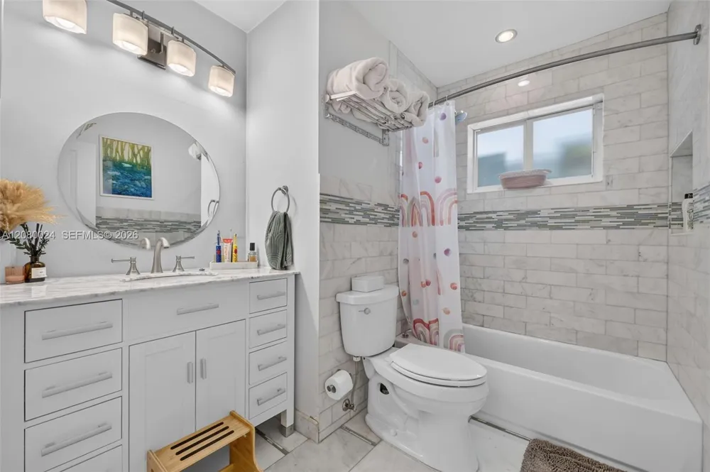 14220 SW 86th Ave Palmetto Bay, FL 33158