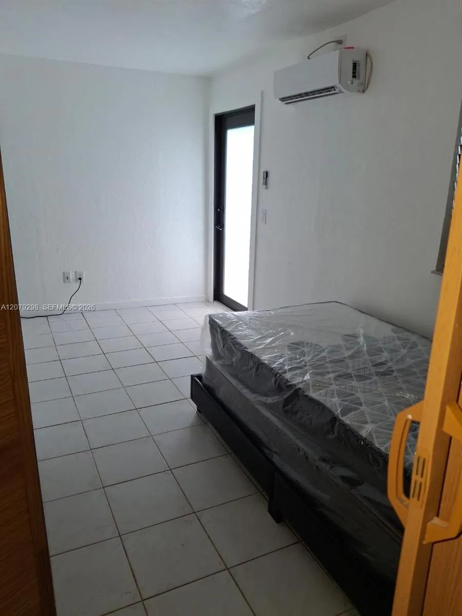 735 Sultan Ave #1 Opa-Locka, FL 33054