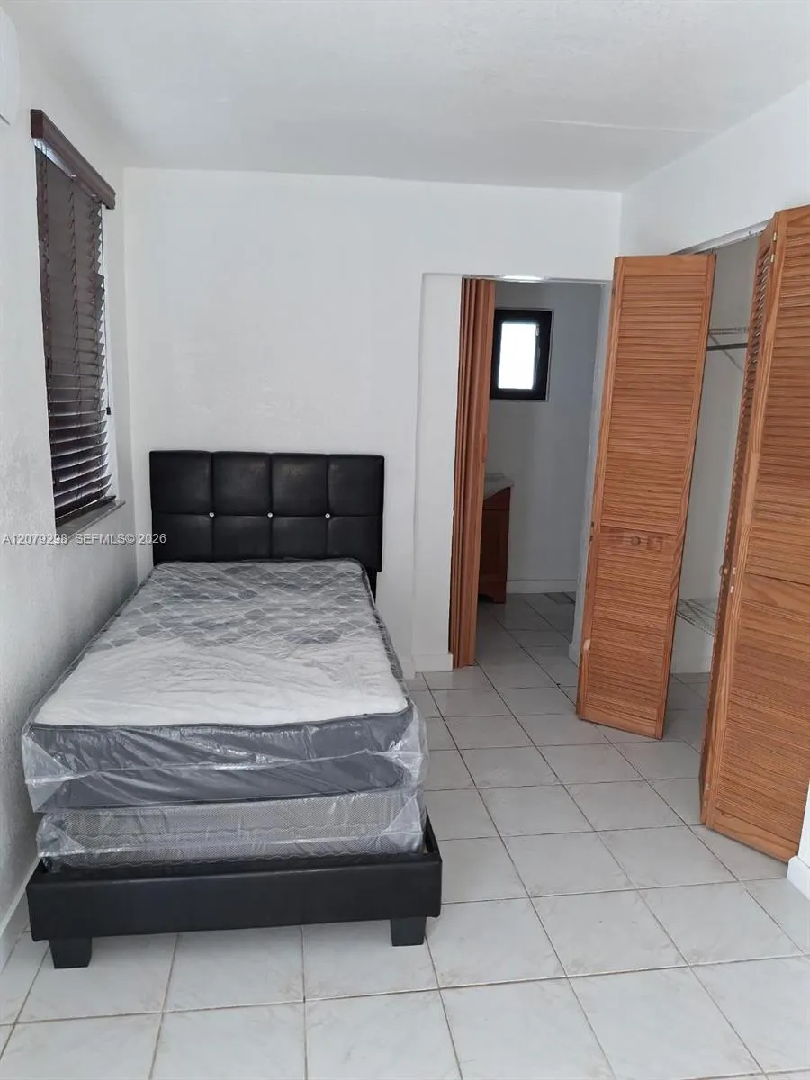 735 Sultan Ave #1 Opa-Locka, FL 33054
