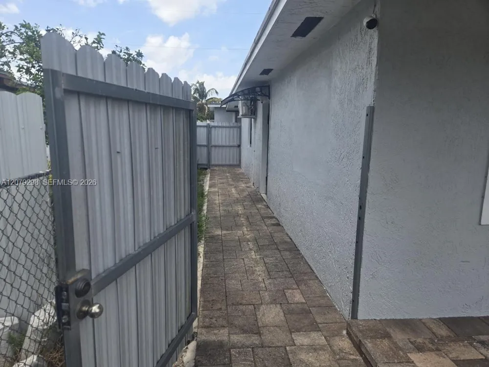 735 Sultan Ave #1 Opa-Locka, FL 33054