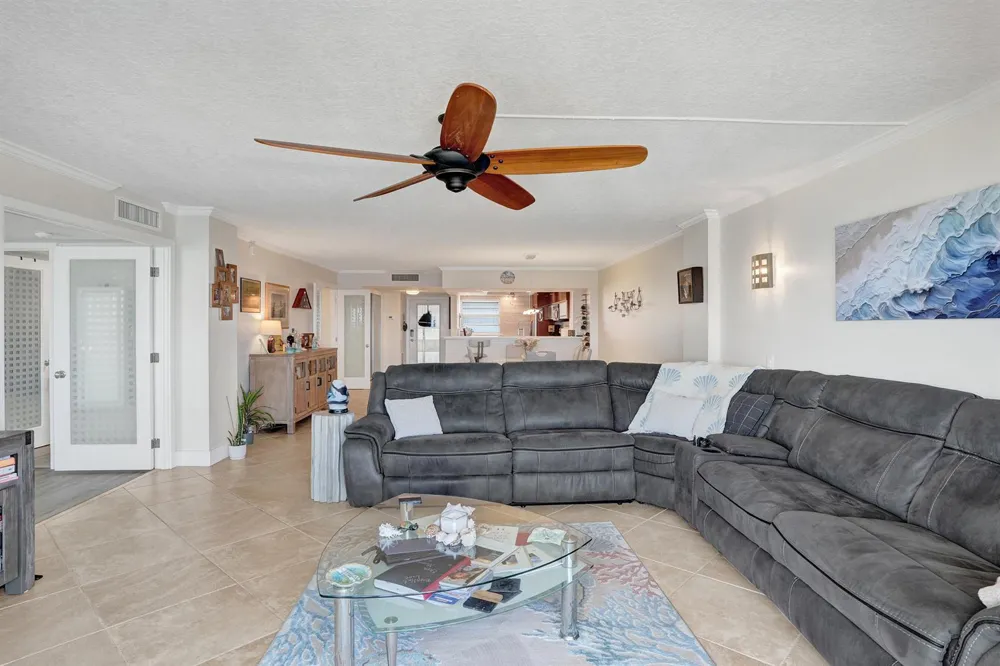 1012 Ocean Boulevard #905 Pompano Beach, FL 33062
