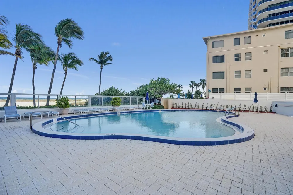 1012 Ocean Boulevard #905 Pompano Beach, FL 33062