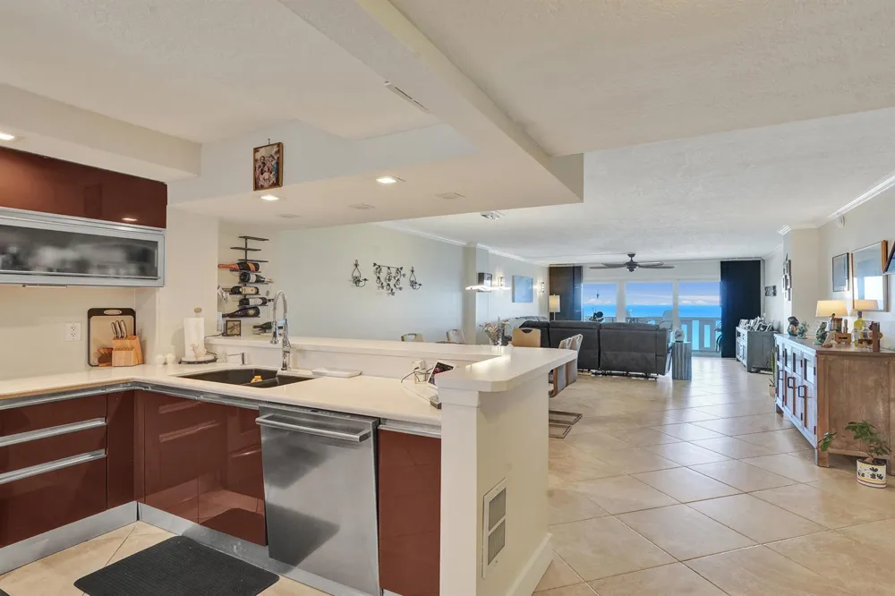 1012 Ocean Boulevard #905 Pompano Beach, FL 33062