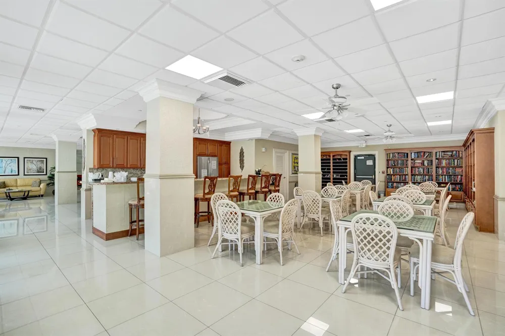 1012 Ocean Boulevard #905 Pompano Beach, FL 33062