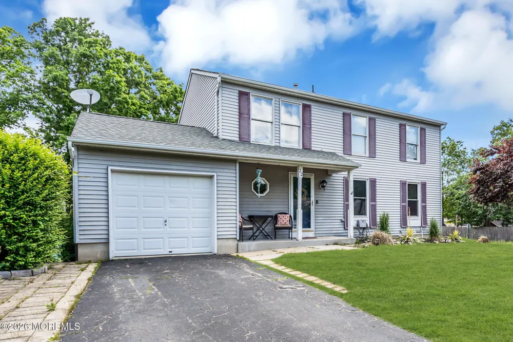 22 Compass Lane Barnegat, NJ 08005