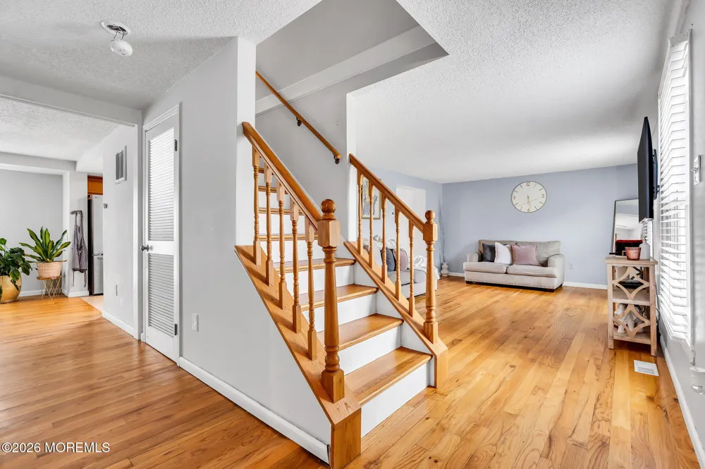 22 Compass Lane Barnegat, NJ 08005