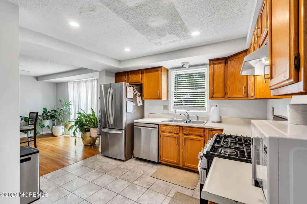 22 Compass Lane Barnegat, NJ 08005