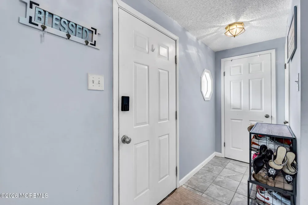 22 Compass Lane Barnegat, NJ 08005