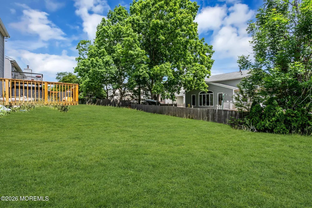 22 Compass Lane Barnegat, NJ 08005