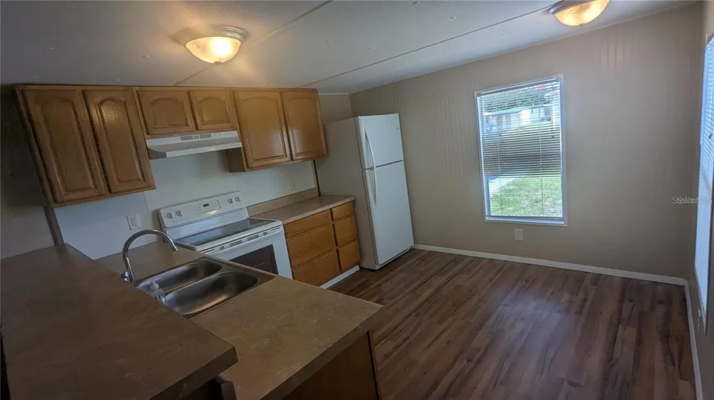 39518 STERLING DRIVE Zephyrhills, FL 33542