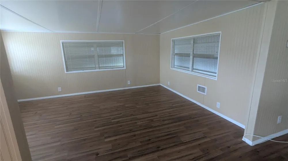 39518 STERLING DRIVE Zephyrhills, FL 33542