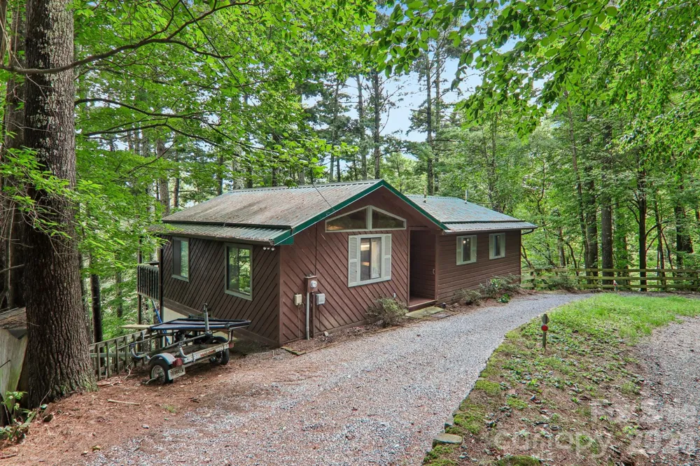 21 Wild Bird Lane Maggie Valley, NC 28751