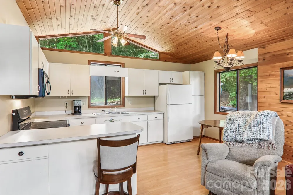 21 Wild Bird Lane Maggie Valley, NC 28751