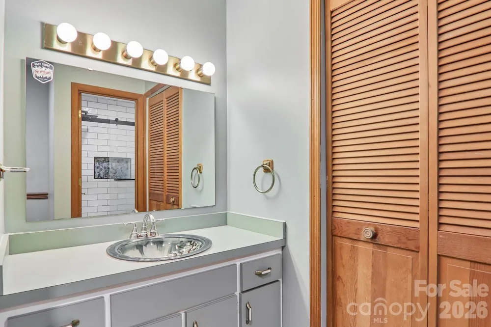 21 Wild Bird Lane Maggie Valley, NC 28751