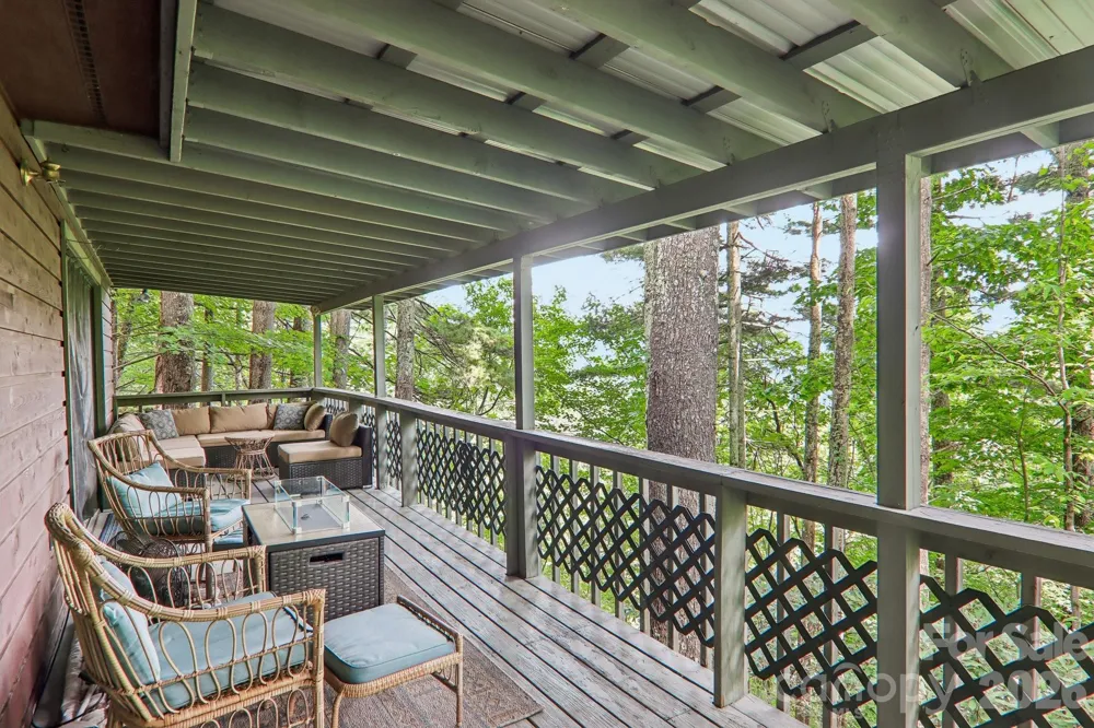 21 Wild Bird Lane Maggie Valley, NC 28751