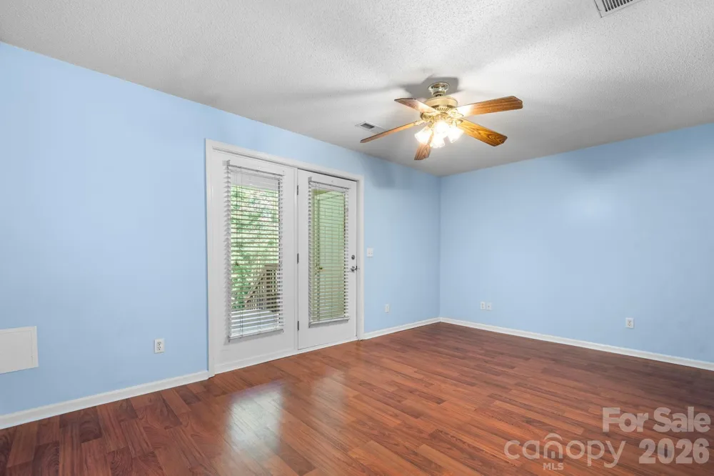 3245 White Oak Court Claremont, NC 28610