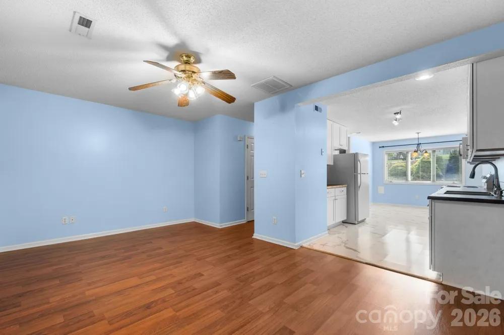3245 White Oak Court Claremont, NC 28610