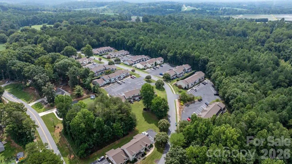 3245 White Oak Court Claremont, NC 28610