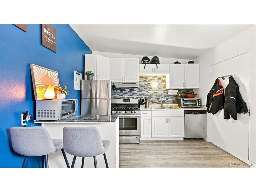 965 Brentwood Street #965, 967, 969, 971 Lakewood, CO 80214