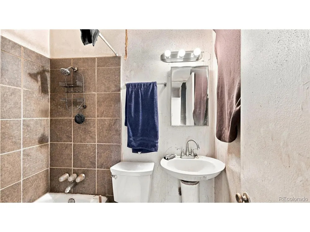965 Brentwood Street #965, 967, 969, 971 Lakewood, CO 80214
