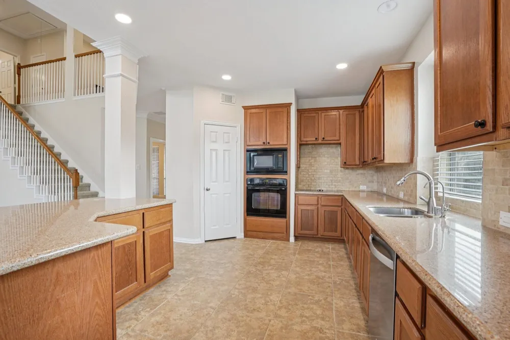 1314 Ravenel Lane Sugar Land, TX 77479